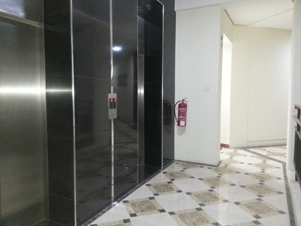 Al Hamra Plaza Leilighet Manama Eksteriør bilde